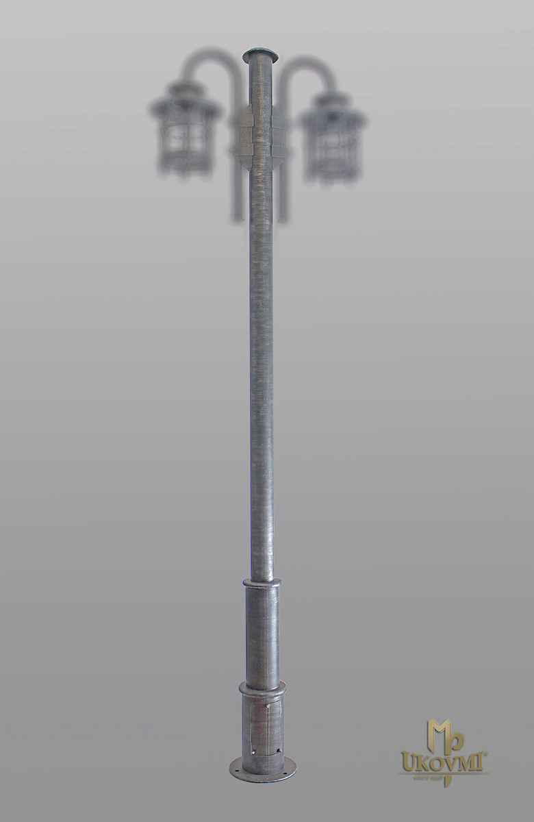 Geschmiedeter Mast für Seitenlampen (ohne Leuchten)