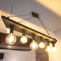 Stilvolle Leuchte – Beleuchtung moderner Innenräume – Flure, Küchen, Wohnzimmer...